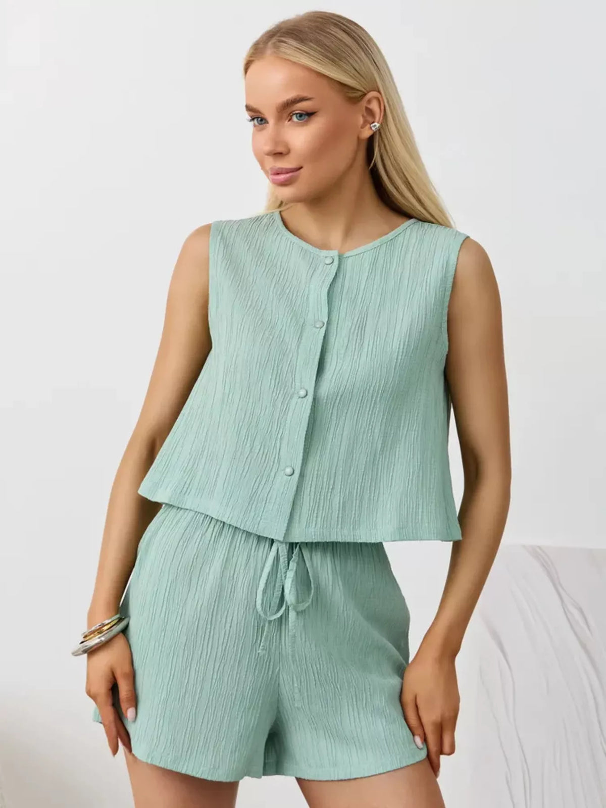 Textured Round Neck Tank Shorts Set (24)