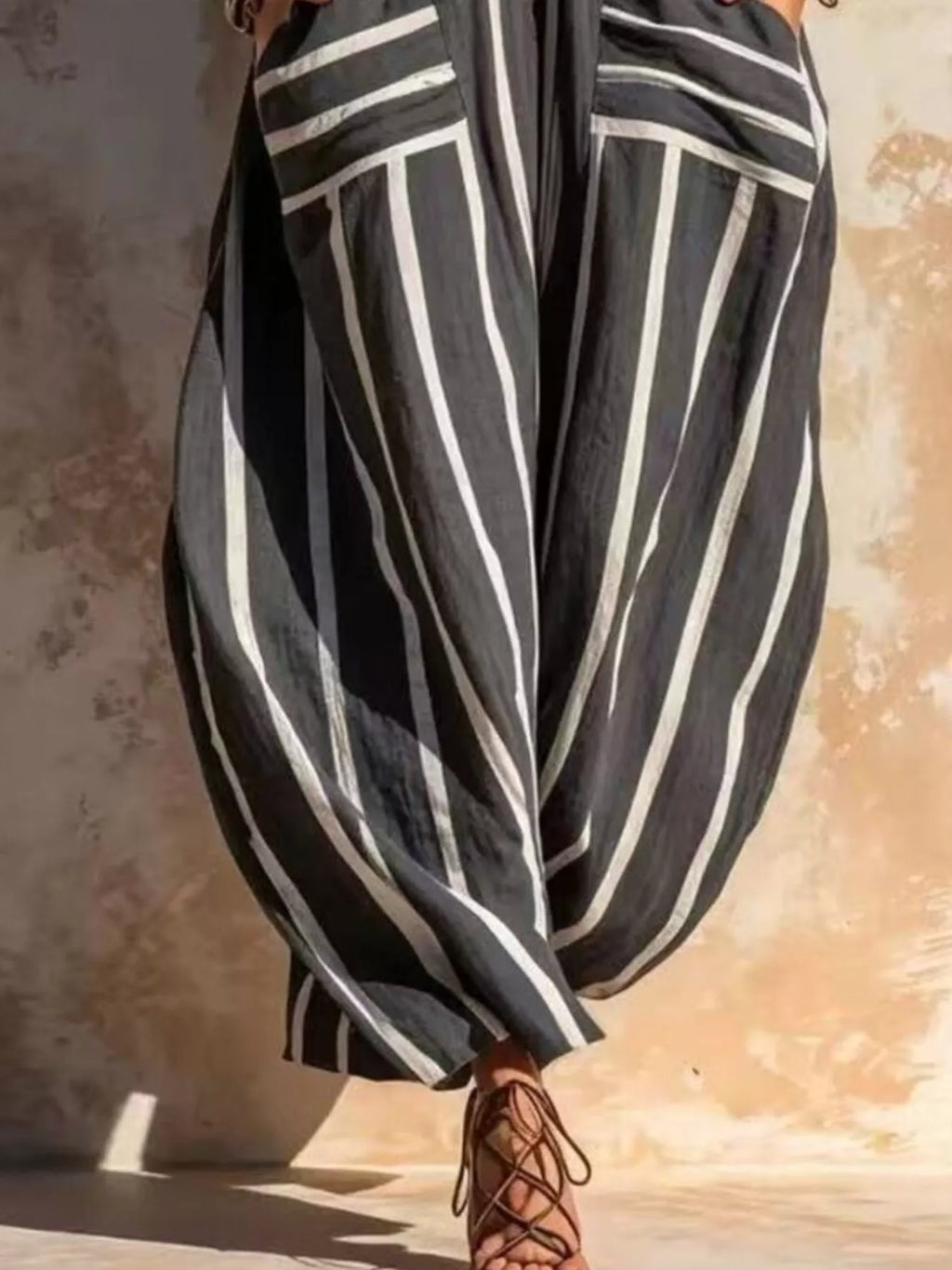Striped V-neck Sleeveless Wide-leg Jumpsuit (9)