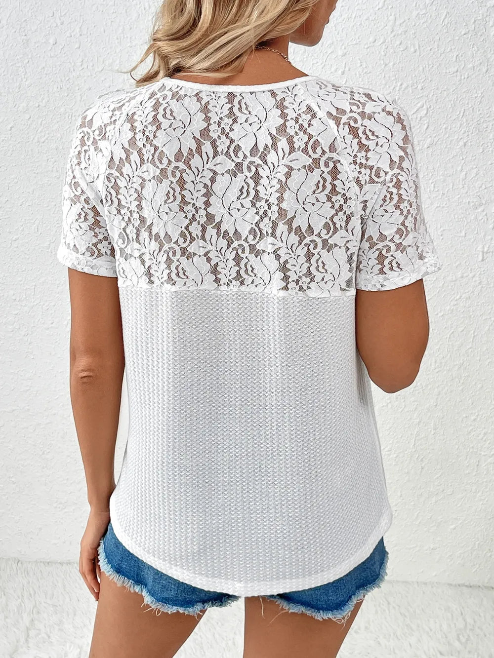 Lace Detail V-neck Short Sleeve T-shirt (4)