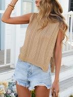 Cable Knit Round Neck Sweater Vest (7)
