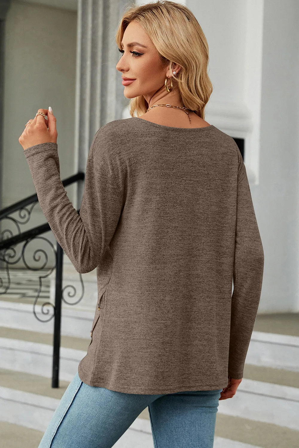 Round Neck Long Sleeve T-shirt (17)