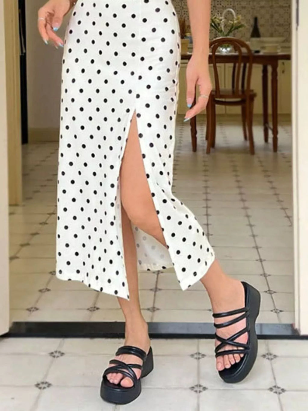 Slit Spaghetti Strap Midi Dress (3)