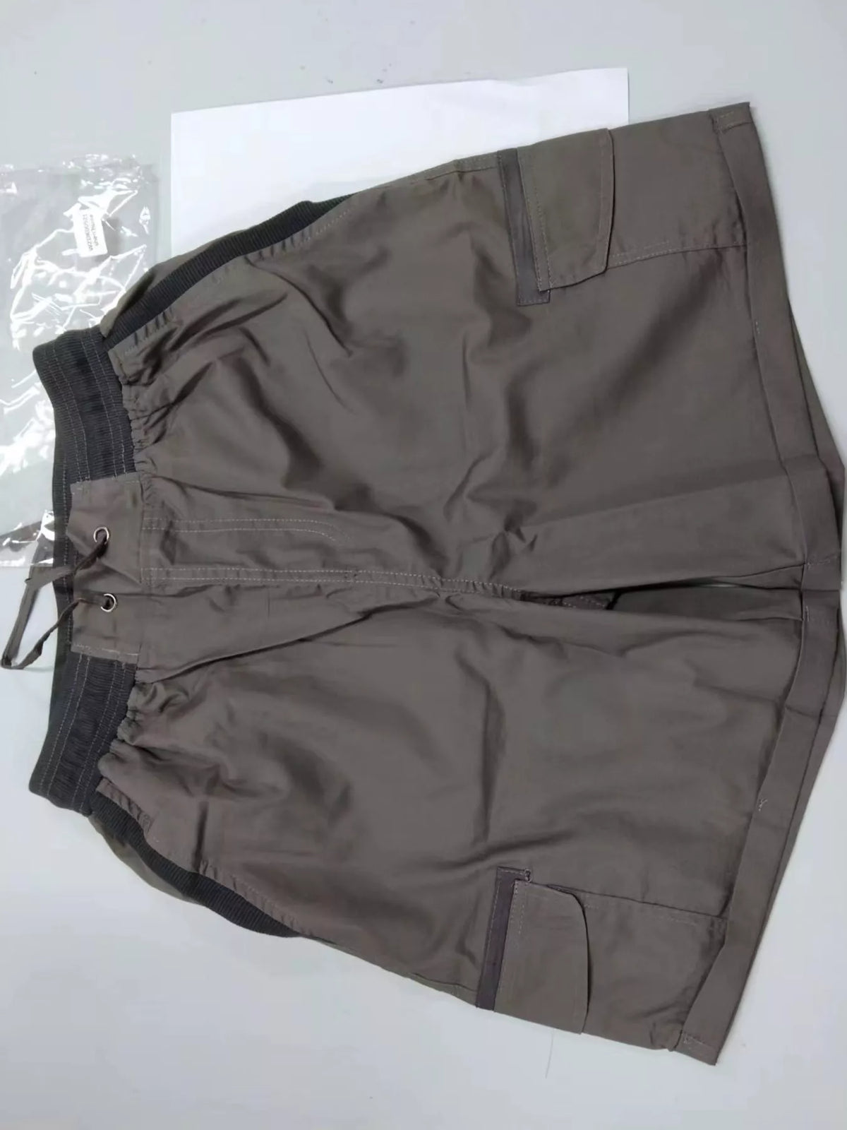 Full Size Drawstring Cargo Shorts Plus (41)