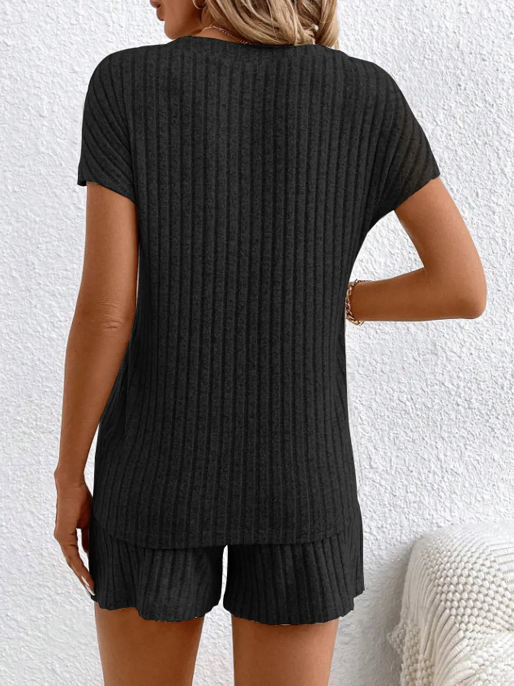 Ribbed V-neck Top Shorts Set (7)