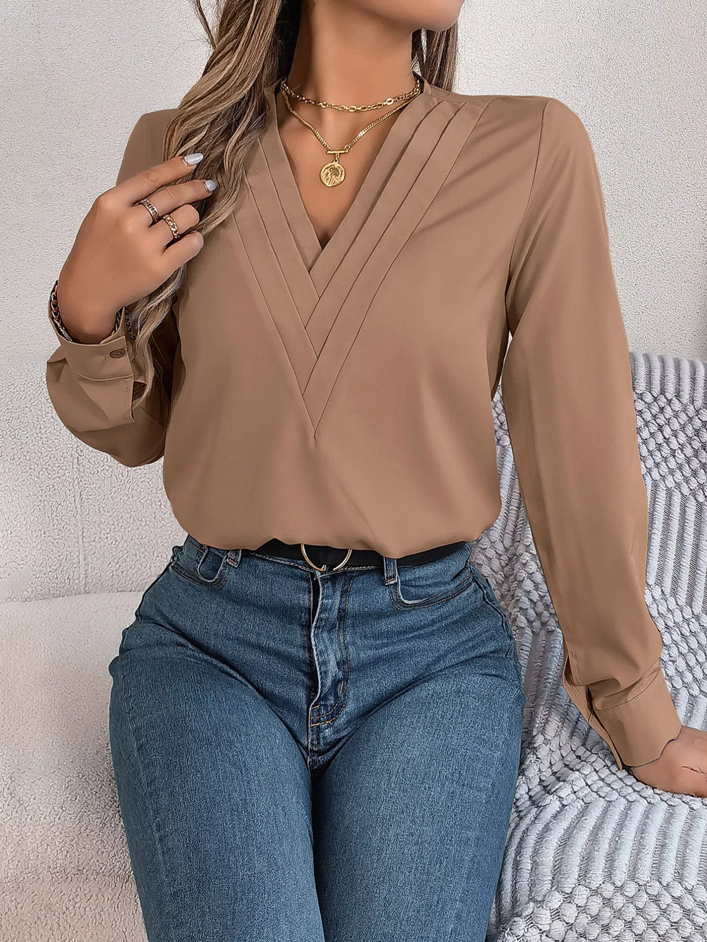 Layered V-neck Long Sleeve Blouse (17)