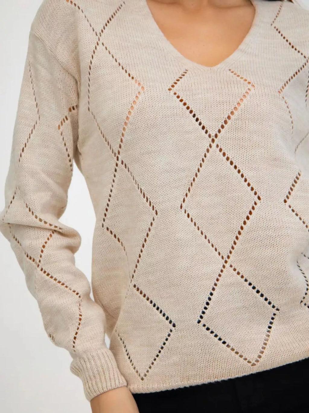 Openwork V-neck Sweater (6)