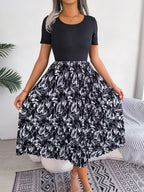 Printed Round Neck Pleated Dress (4)