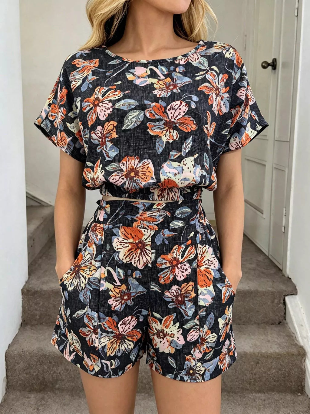 Floral Print Crop Top Shorts Set (2)