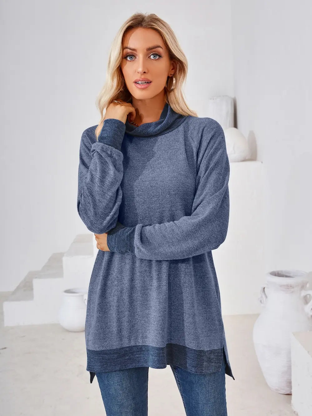 Contrast Mock Neck Long Sleeve T-shirt (3)
