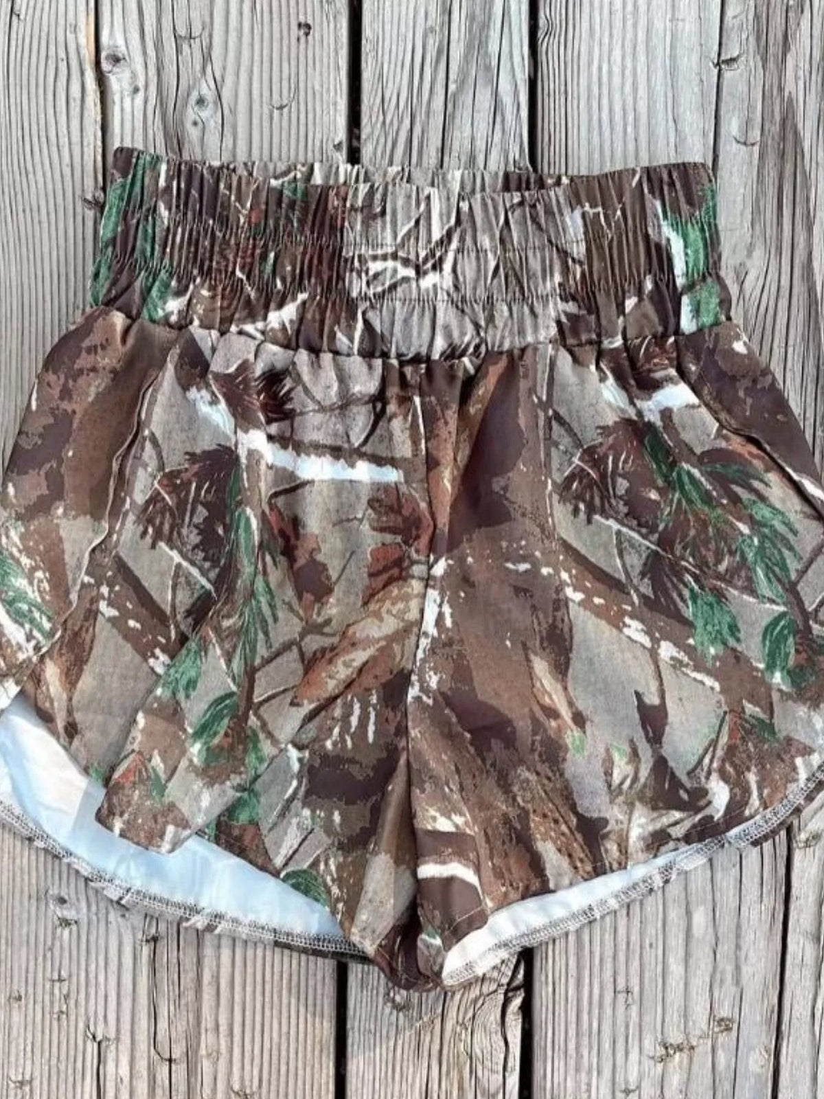 Camo Print Elastic Waist Shorts (10)