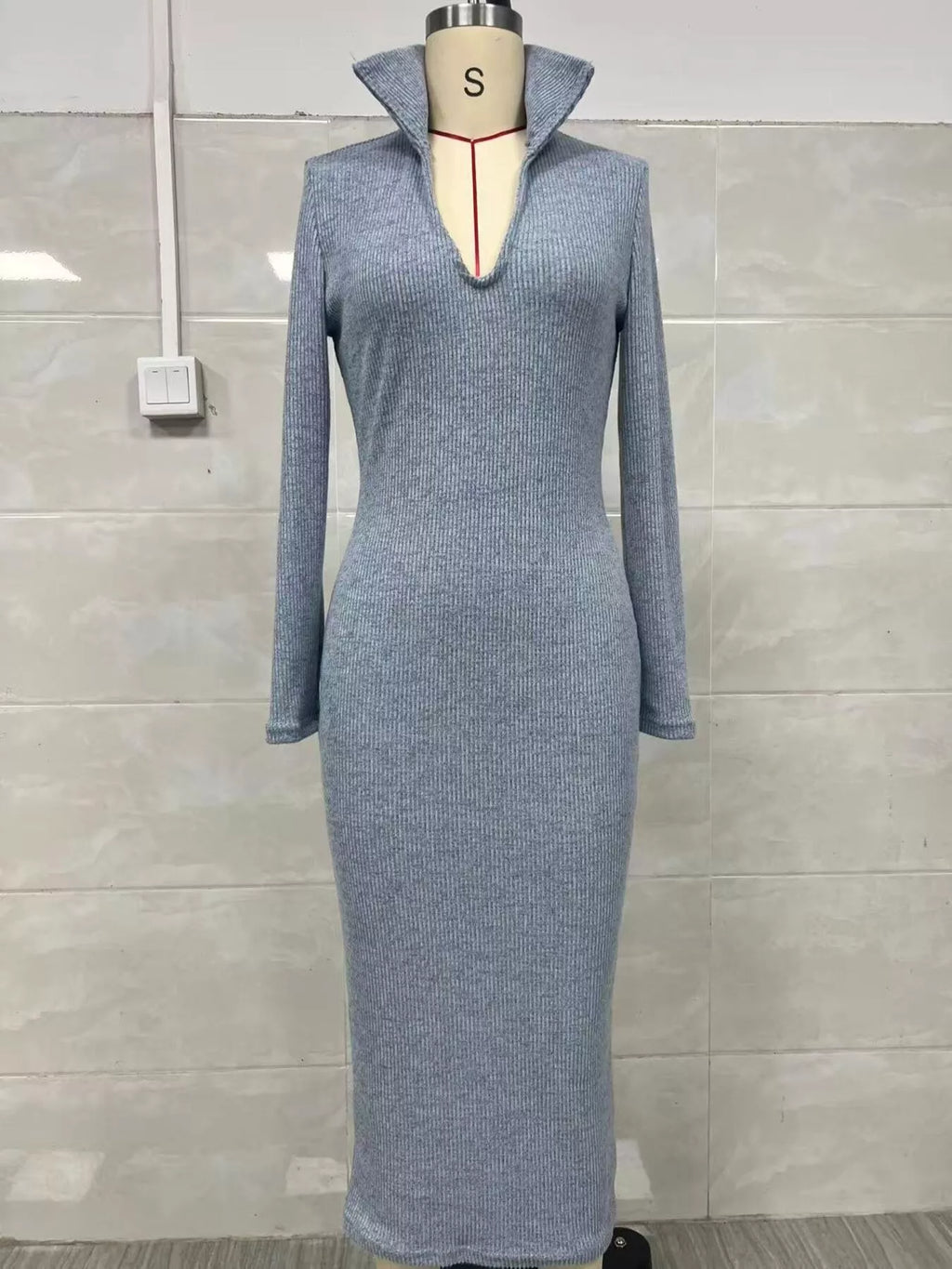 Ribbed Knit V-neck Sweater Dress (3)