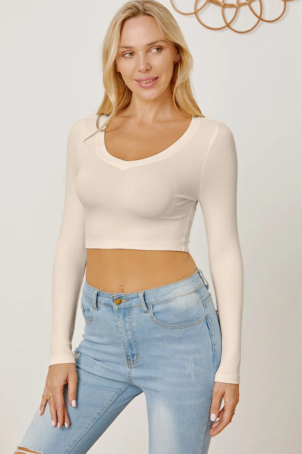 Round Neck Long Sleeve Cropped T-shirt (13)