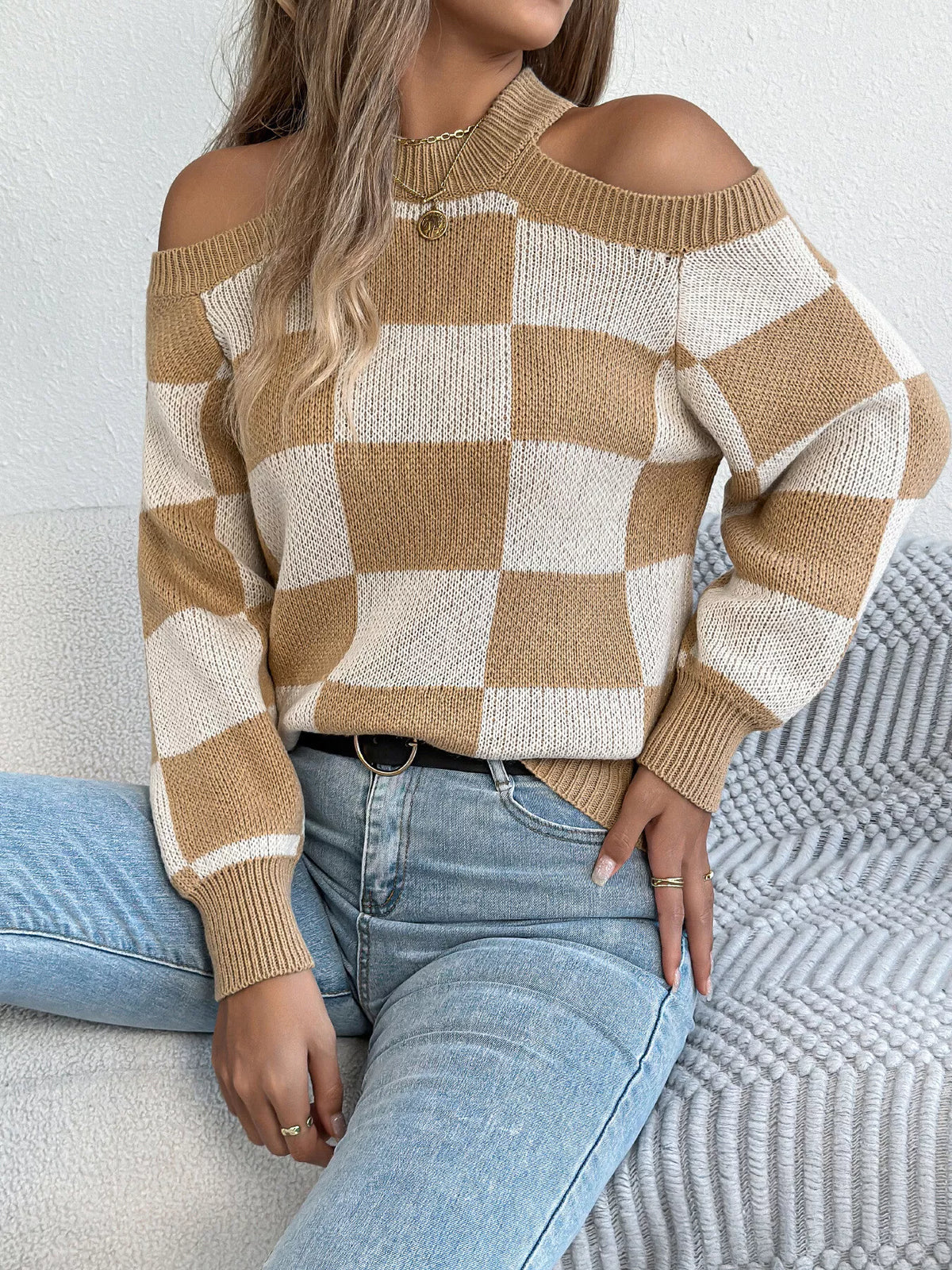Cold Shoulder Checkered Long Sleeve Sweater (15)