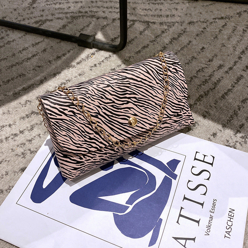 Retro Animal Print Belt Bag variant CJNS134458405EV