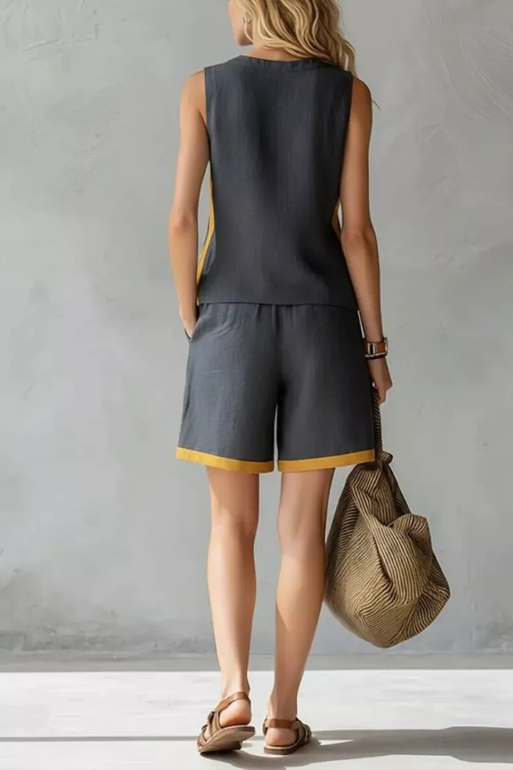 Contrast Trim Tank Shorts Set (2)