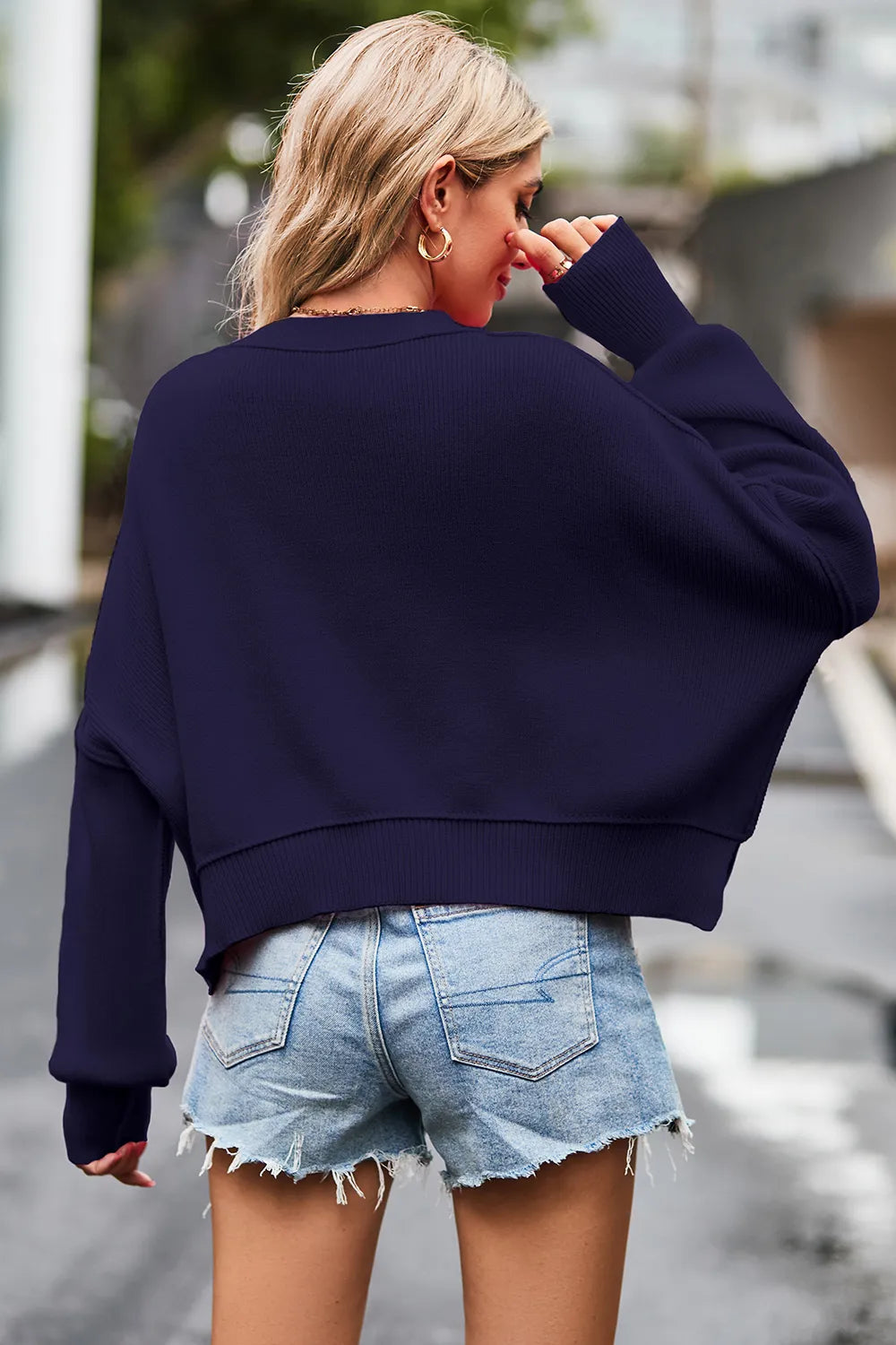 Round Neck Drop Shoulder Long Sleeve Sweater (6)