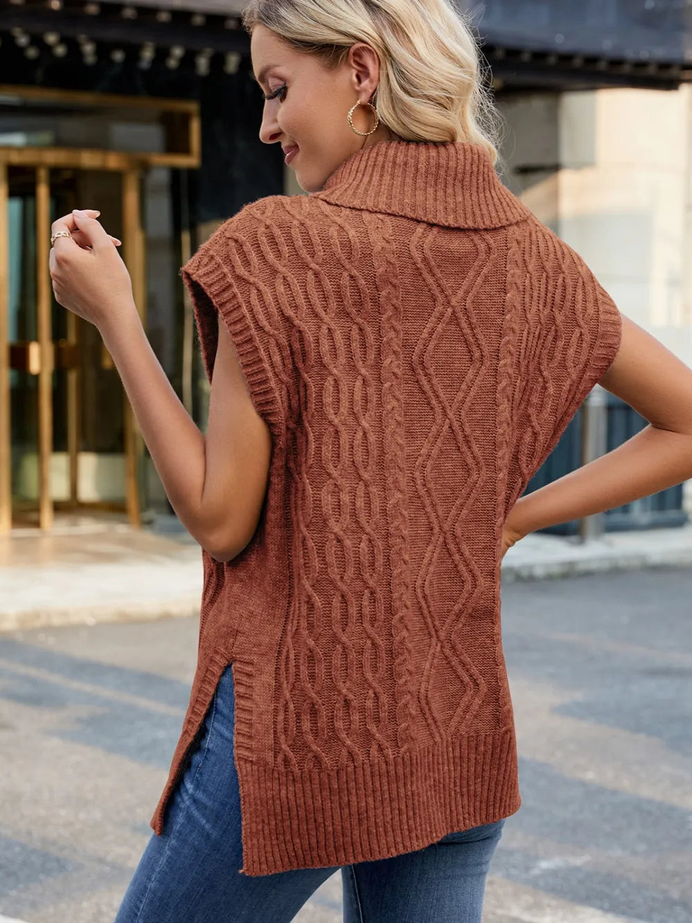 Side Slit Turtleneck Sweater Vest (3)