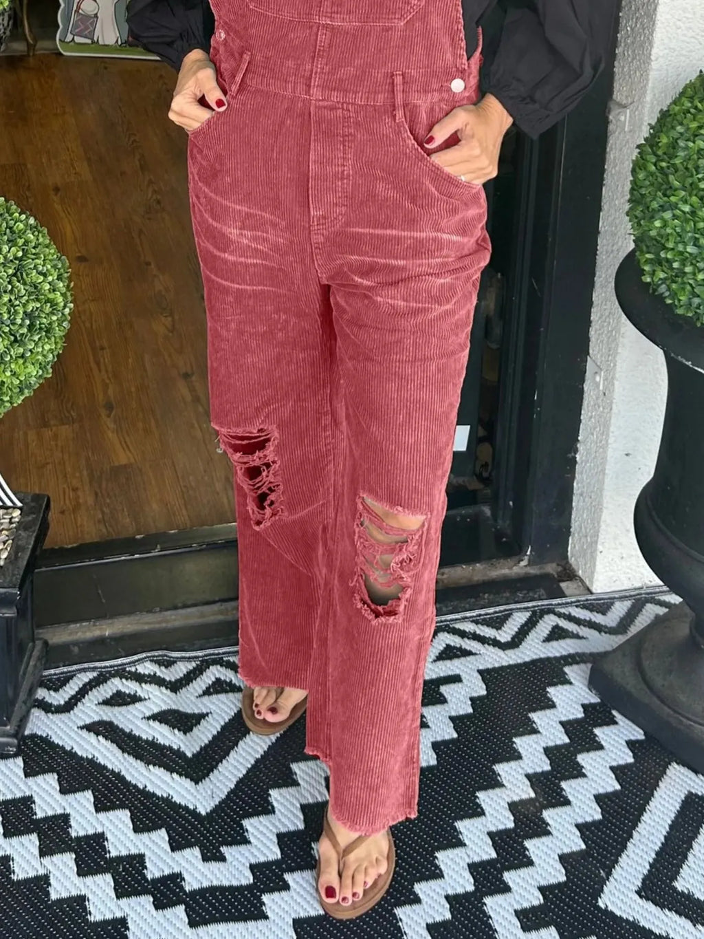 Distressed Wide Leg Corduroy Overalls (9)