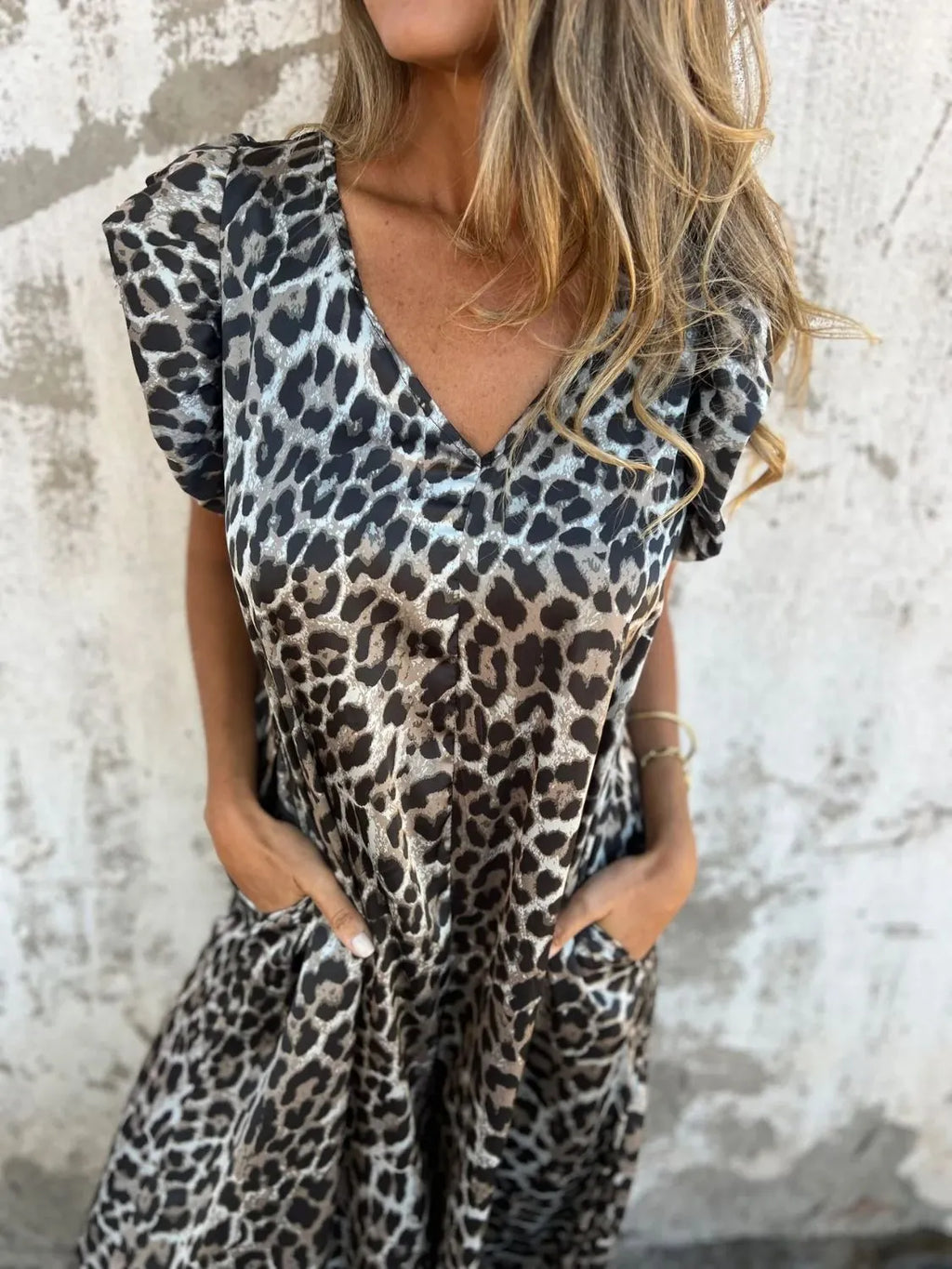 Full Size V-neck Cap Sleeve Wide Leg Jumpsuit Plus (9)