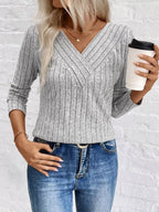 Ribbed V-neck Long Sleeve T-shirt (3)