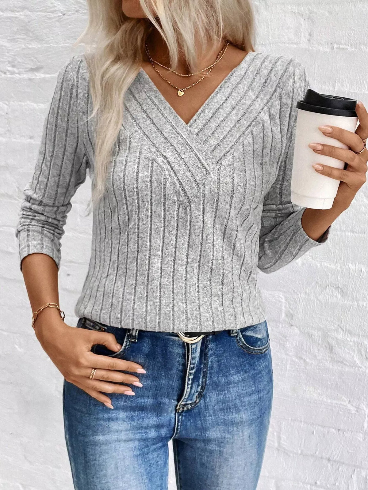 Ribbed V-neck Long Sleeve T-shirt (3)