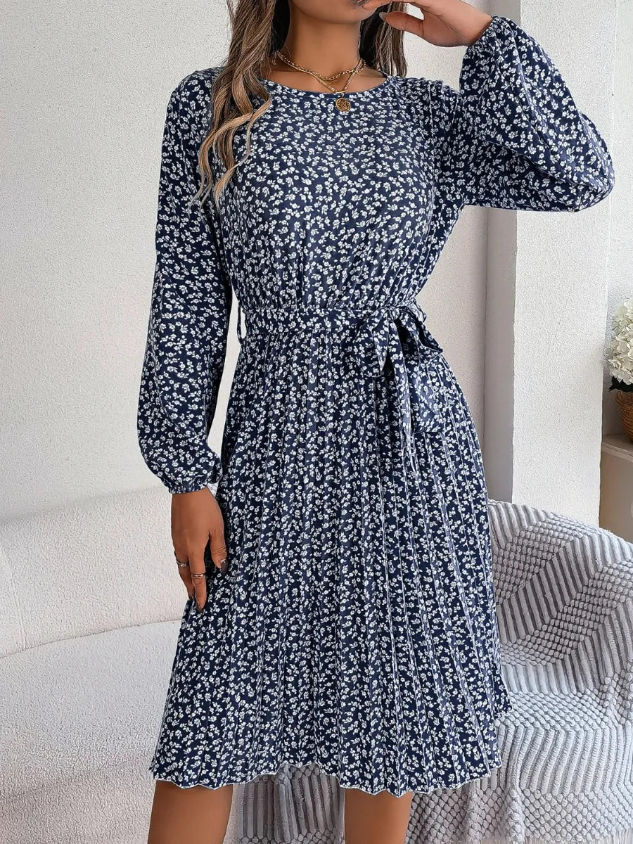 Ditsy Floral Tie Waist Pleated Dress (14)