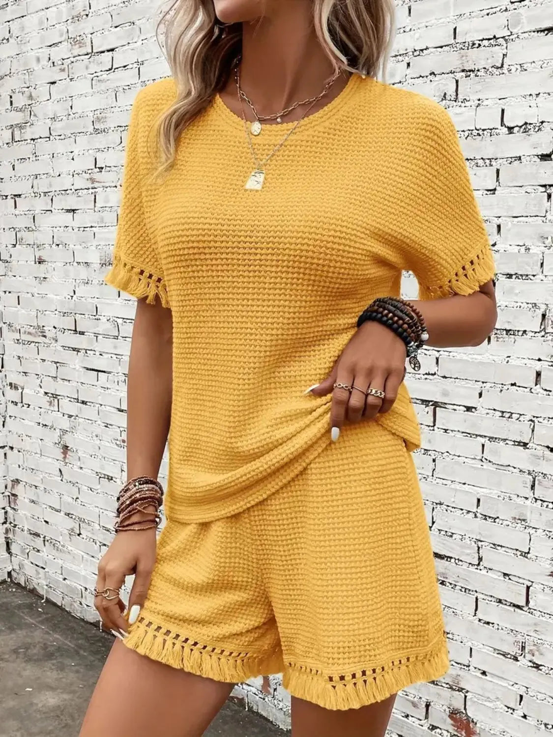 Tassel Round Neck Top Shorts Set (27)