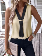 Full Size V-neck Contrast Tank Plus (2)