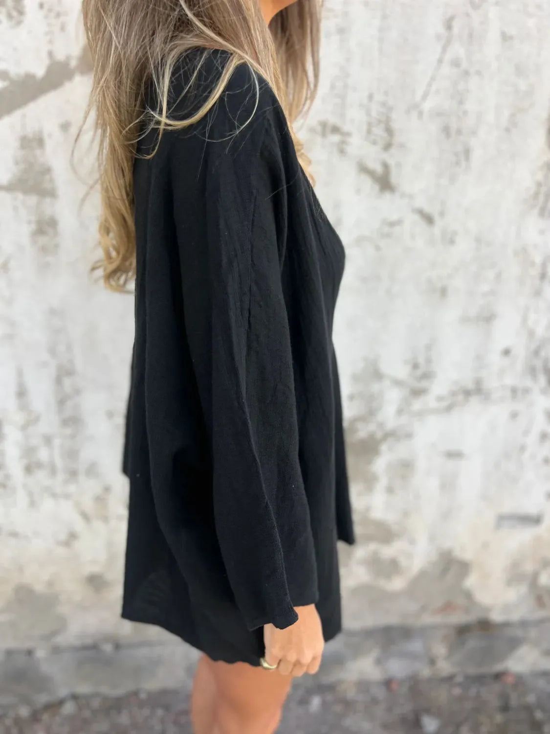 Full Size One Button Long Sleeve Shirt Plus (4)