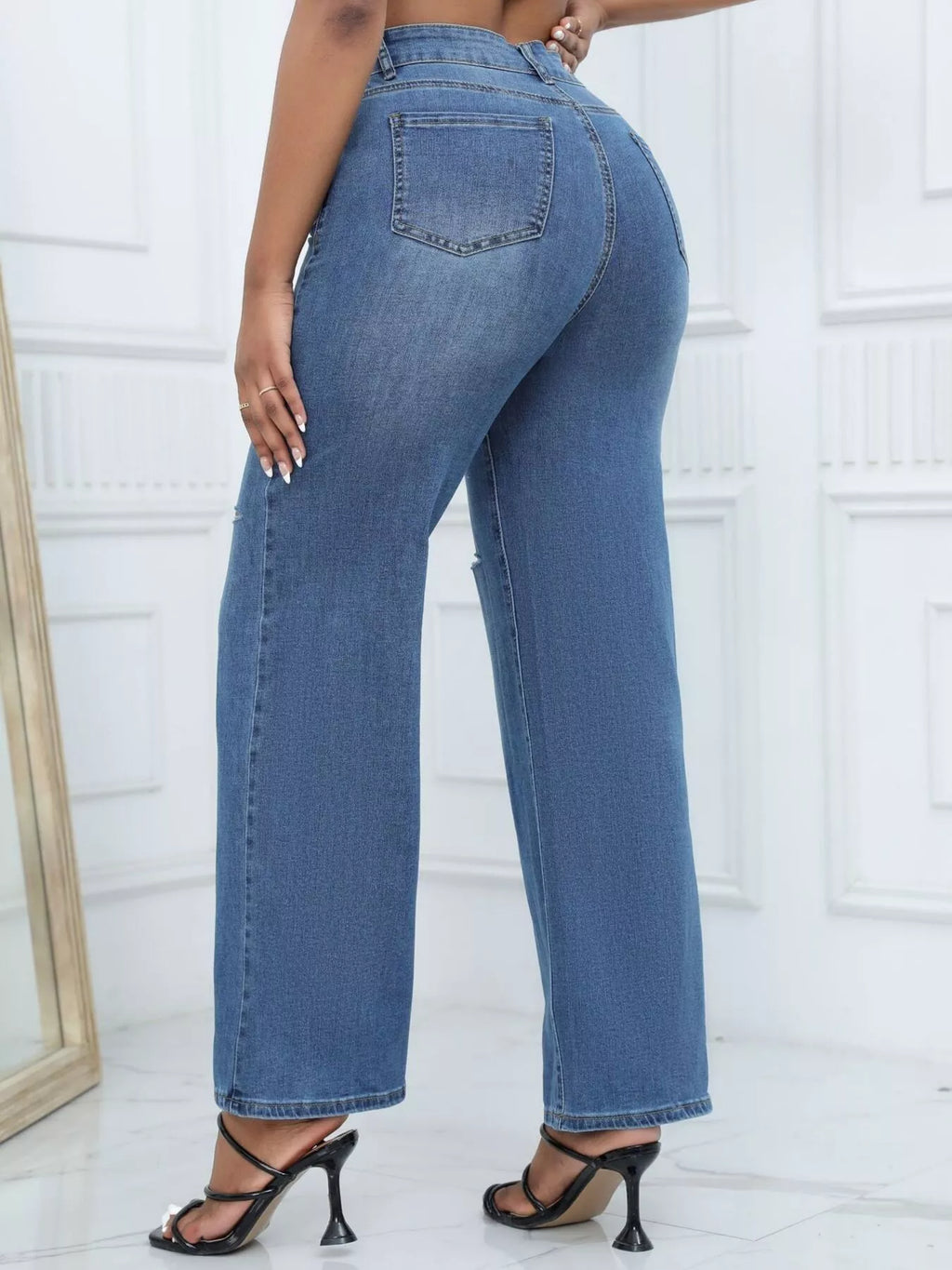 Distressed Wide-leg Jeans (11)
