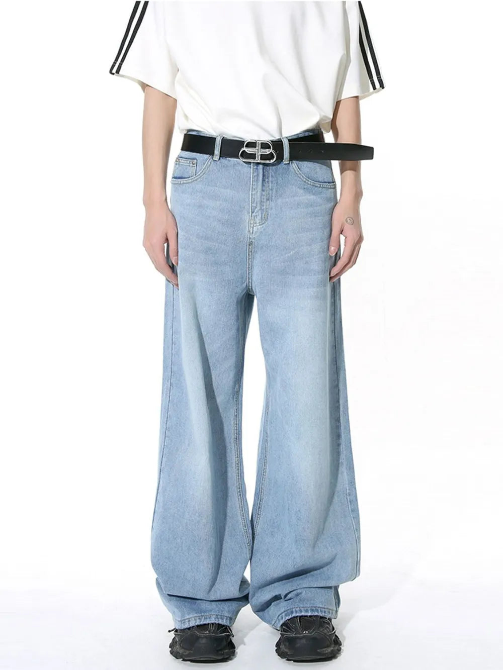 Wide Leg Jeans Pockets (2)