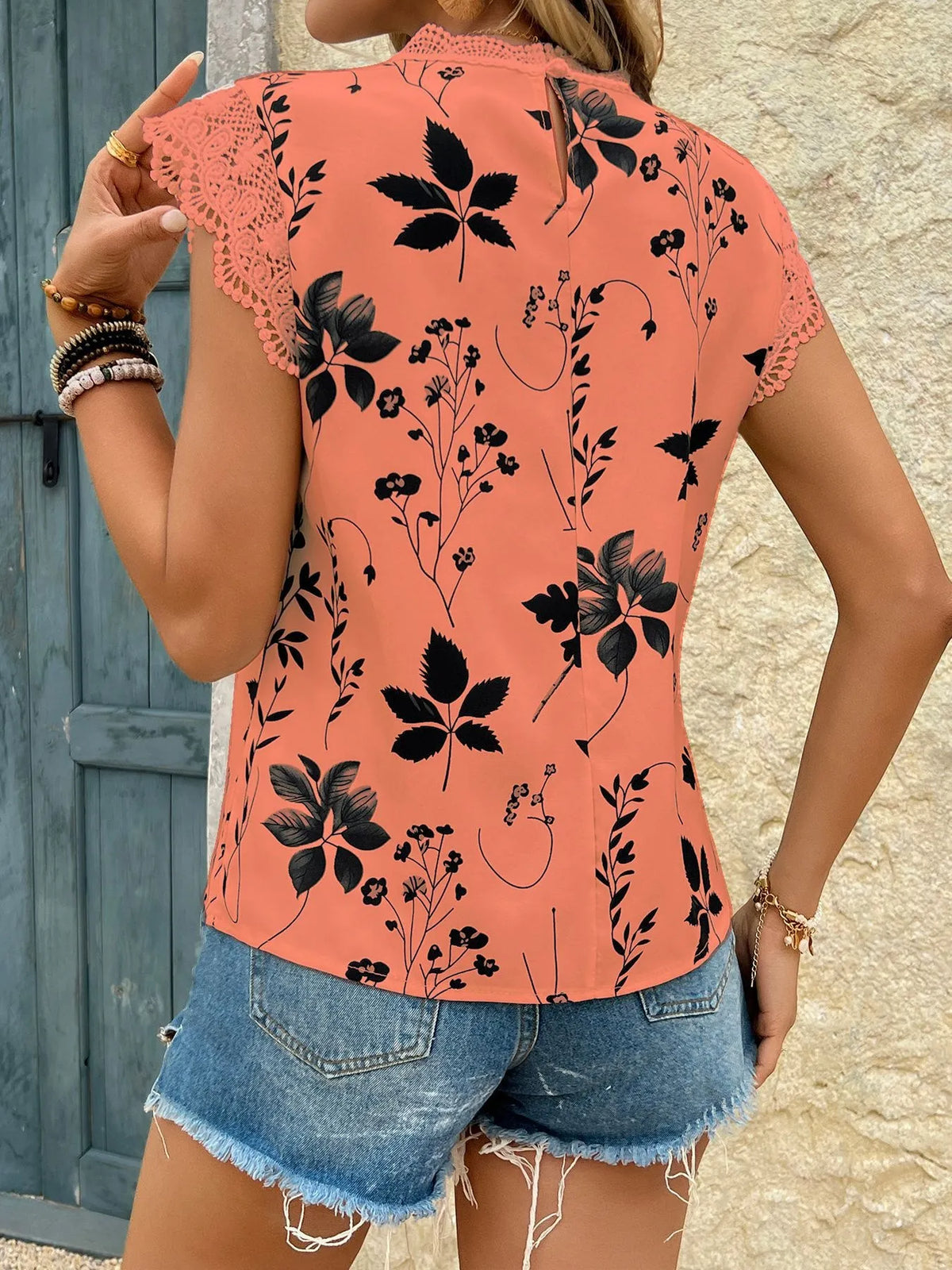 Lace Trim Sleeveless Blouse (26)