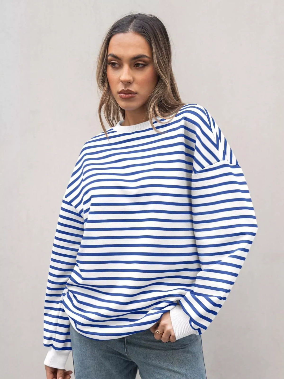 Striped Round Neck Oversized Casual Sweatshirt (17)