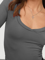 Scoop Neck Long Sleeve Cropped T-shirt (15)