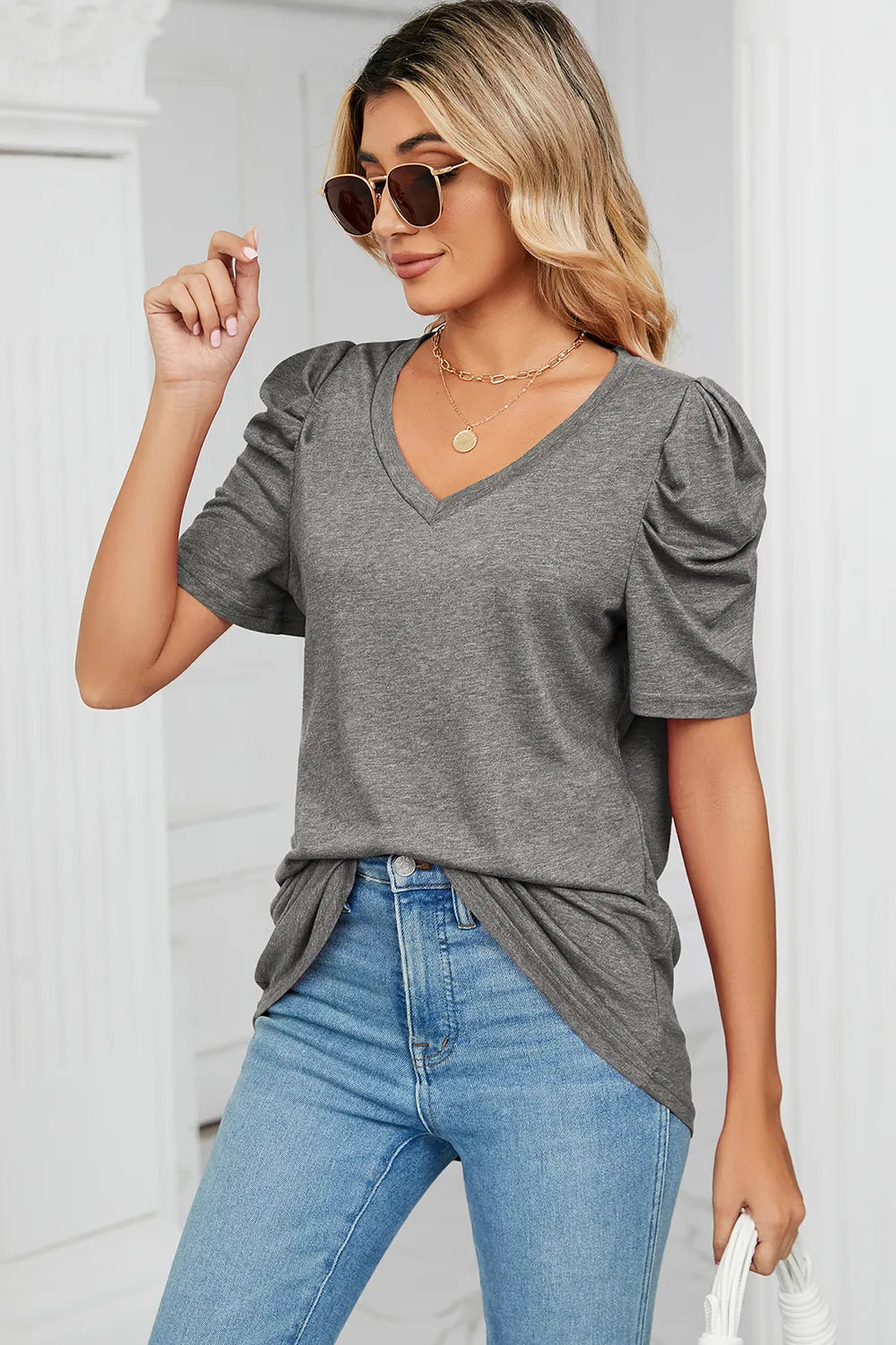 Heathered V-neck Puff Sleeve T-shirt (18)