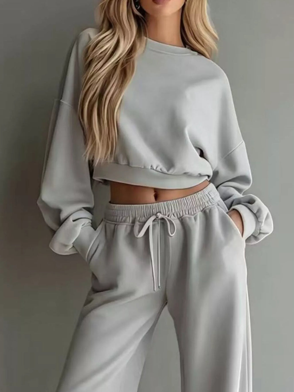 Round Neck Cropped Sweatshirt Wide-leg Pants (8)
