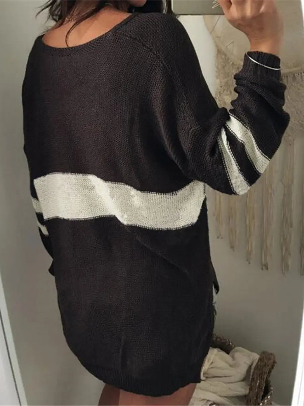 Striped V-neck Long Sleeve Sweater (3)