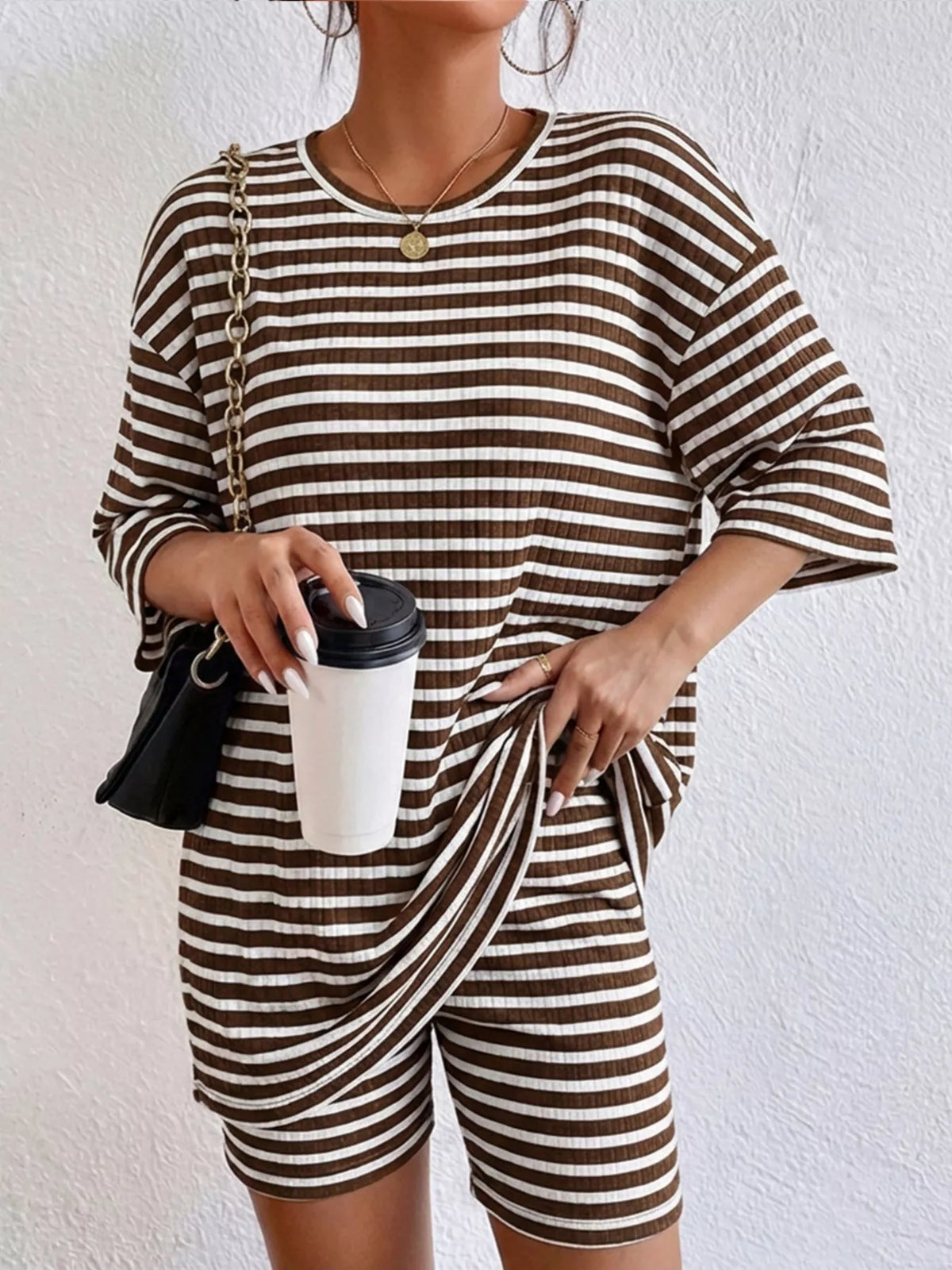 Striped Round Neck Top Shorts Set (16)