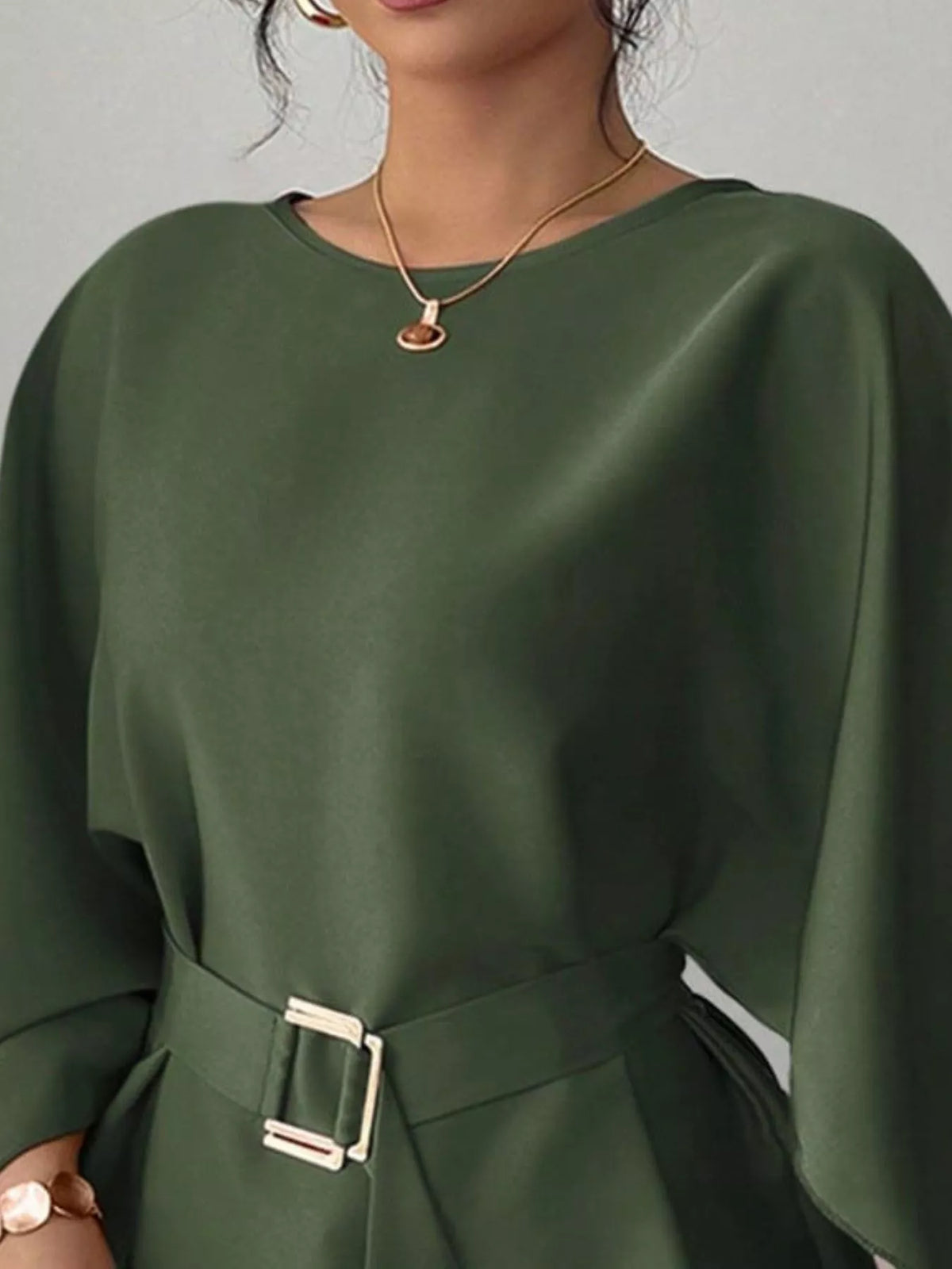 Round Neck Belt Batwing Sleeve Blouse (17)