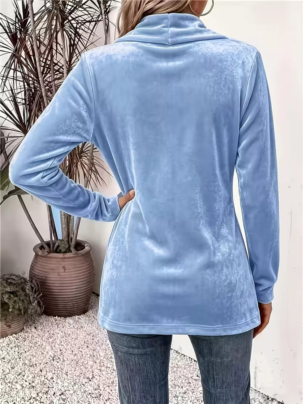 Elegant Velvet Open-front Outerwear (2)