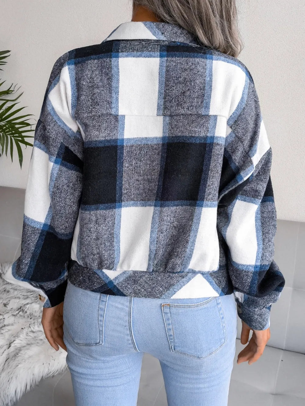 Plaid Collared Neck Long Sleeve Jacket (5)
