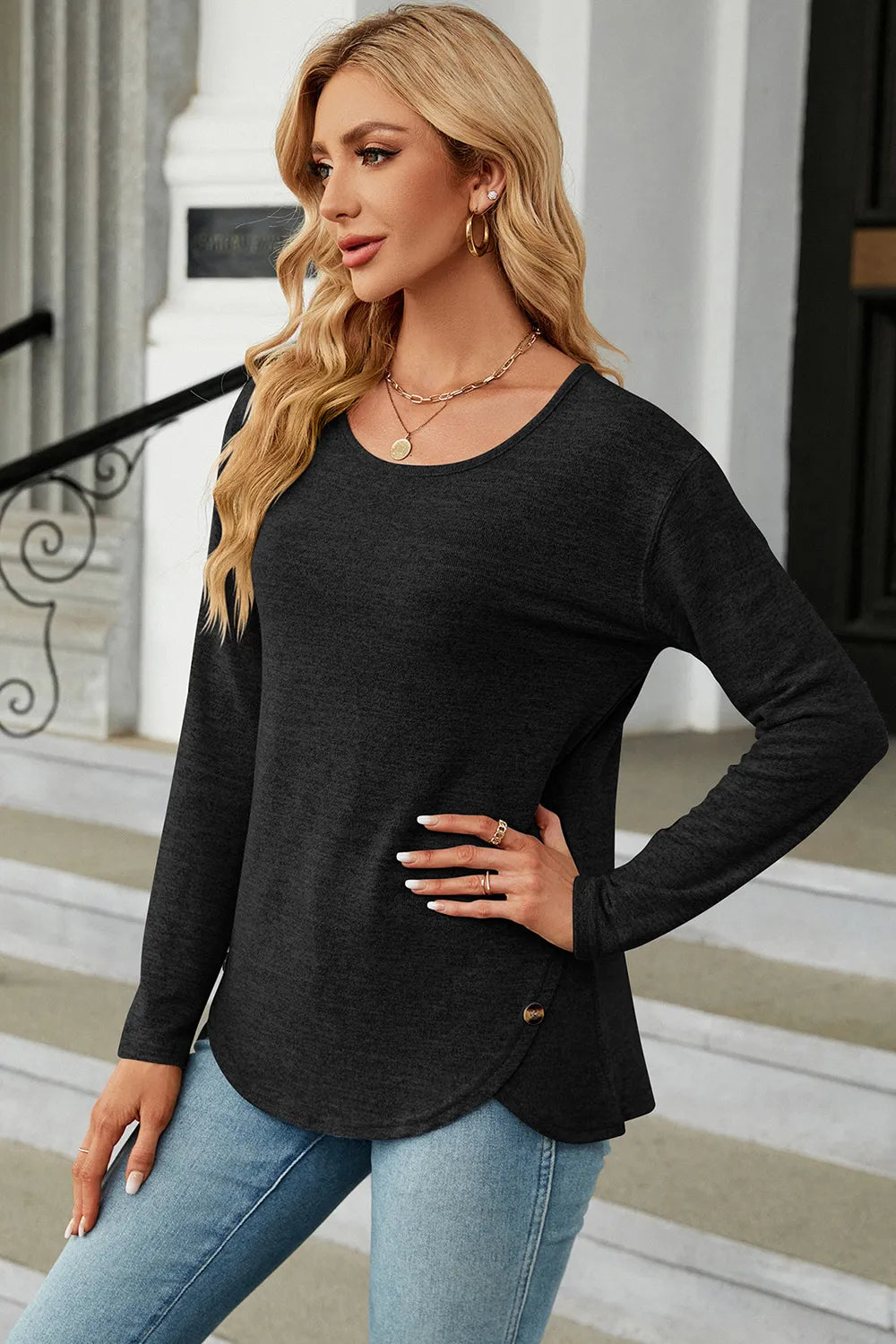 Round Neck Long Sleeve T-shirt (3)