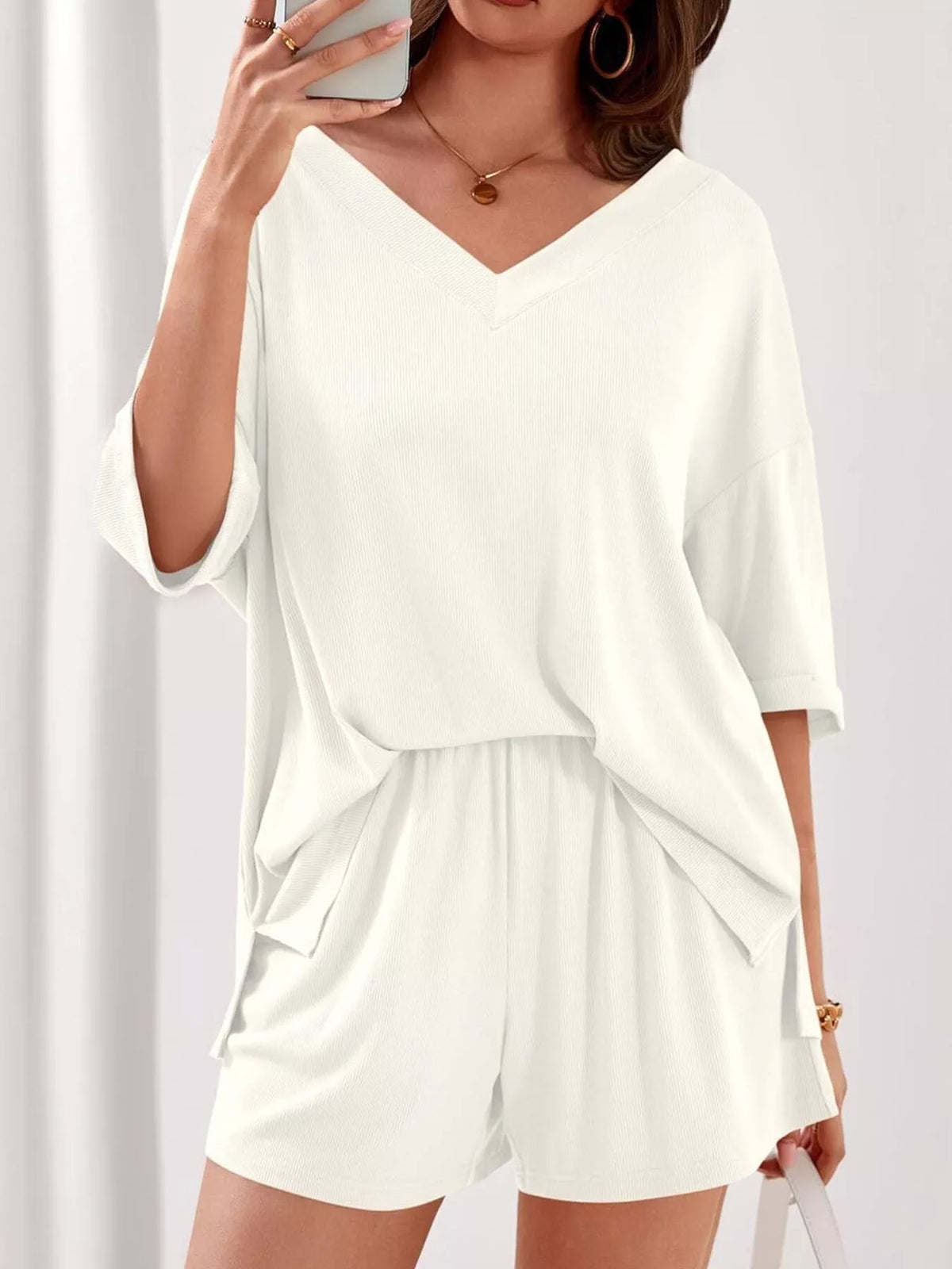 Casual Solid Color V-neck Top Shorts Set (25)