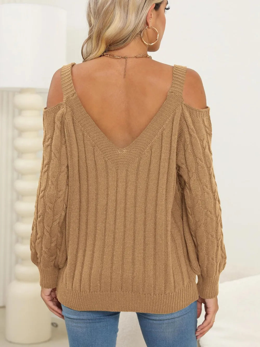 Cable-knit V-neck Long Sleeve Sweater (5)