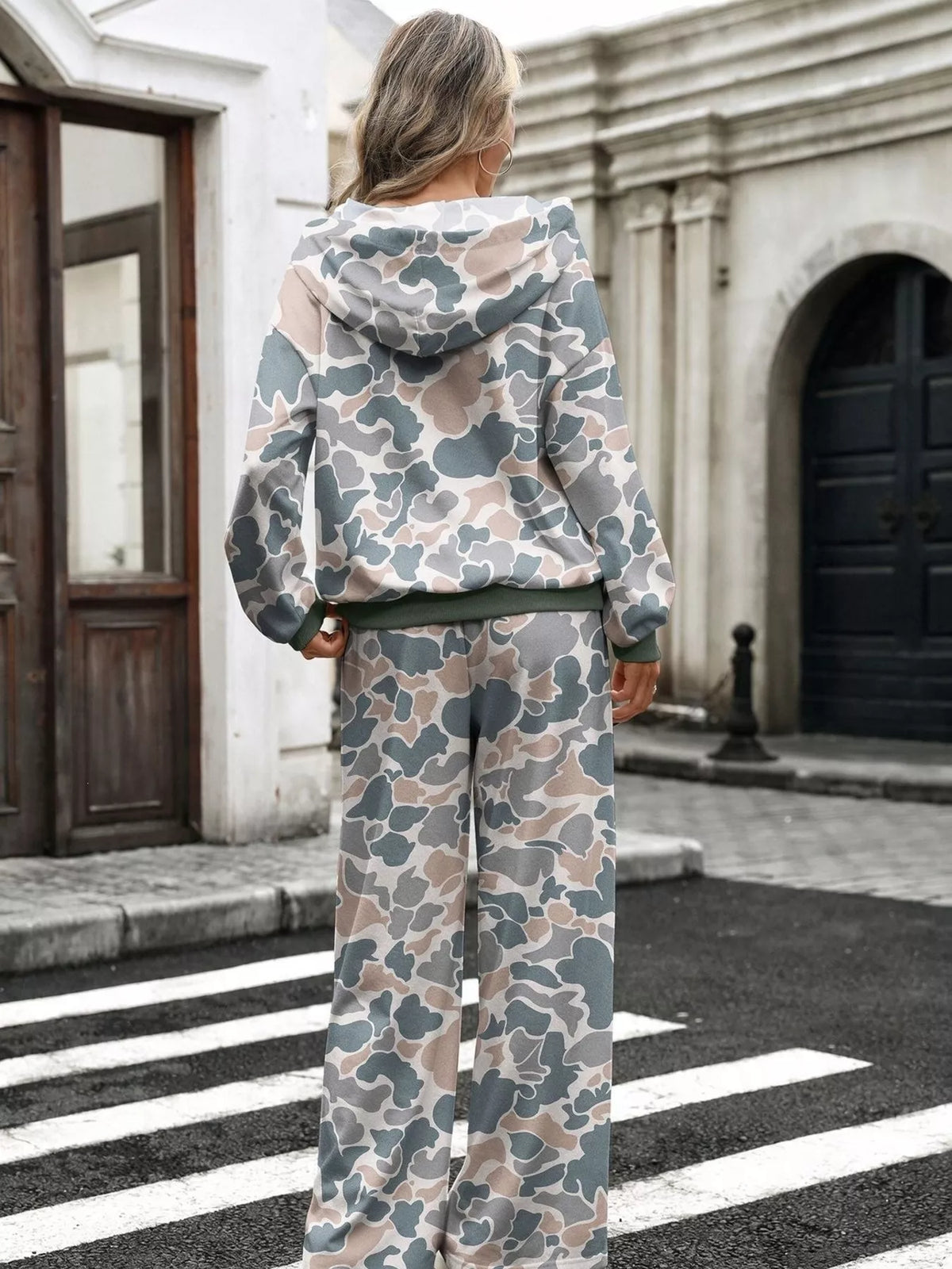 Printed Long Sleeve Hoodie Pants Set (23)