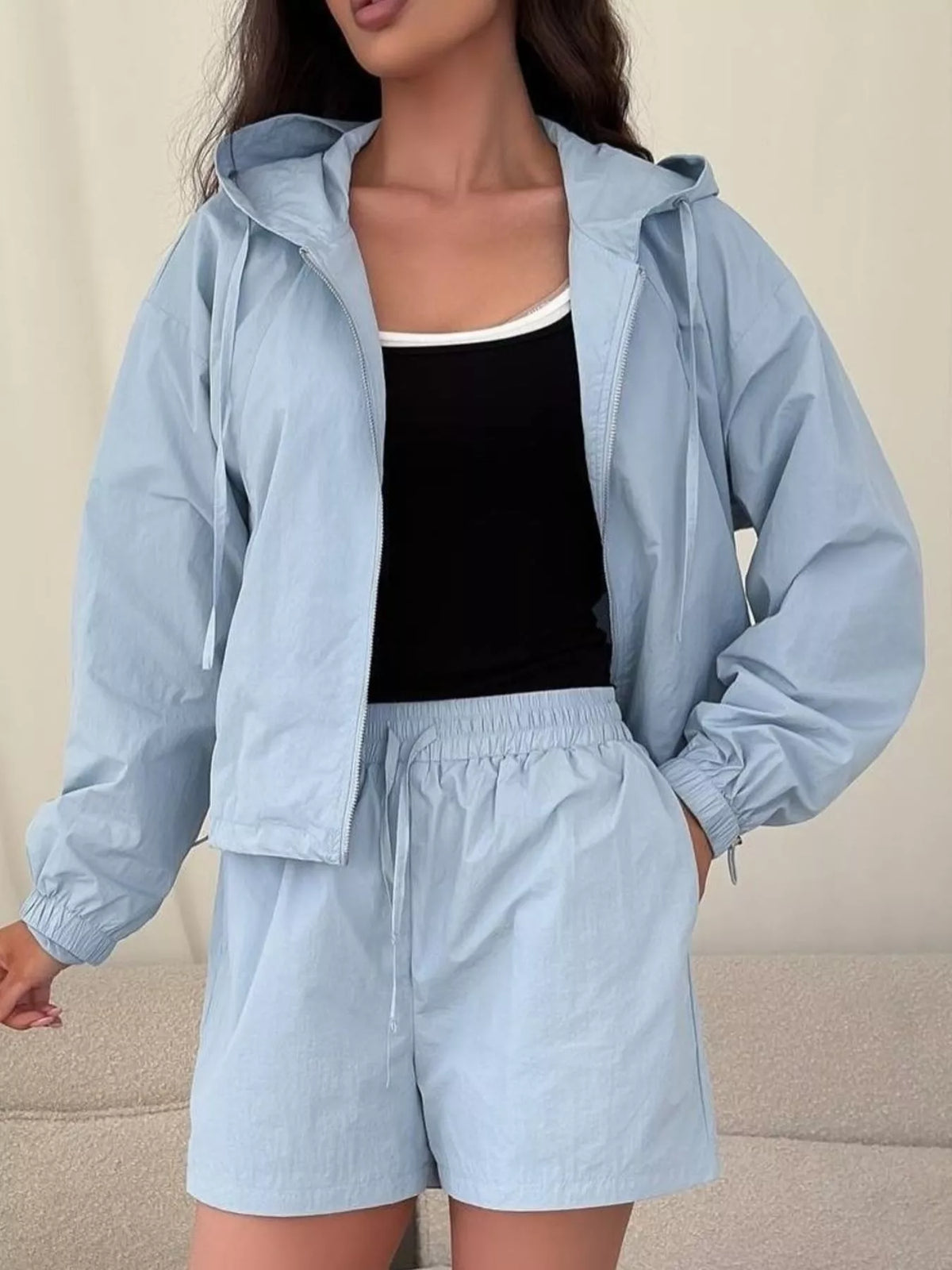 Lightweight Hooded Jacket Shorts Set (20)