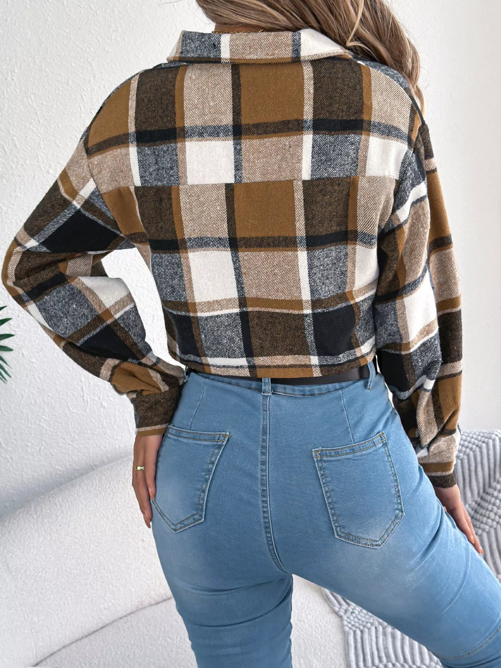 Plaid Button Up Cropped Jacket (9)