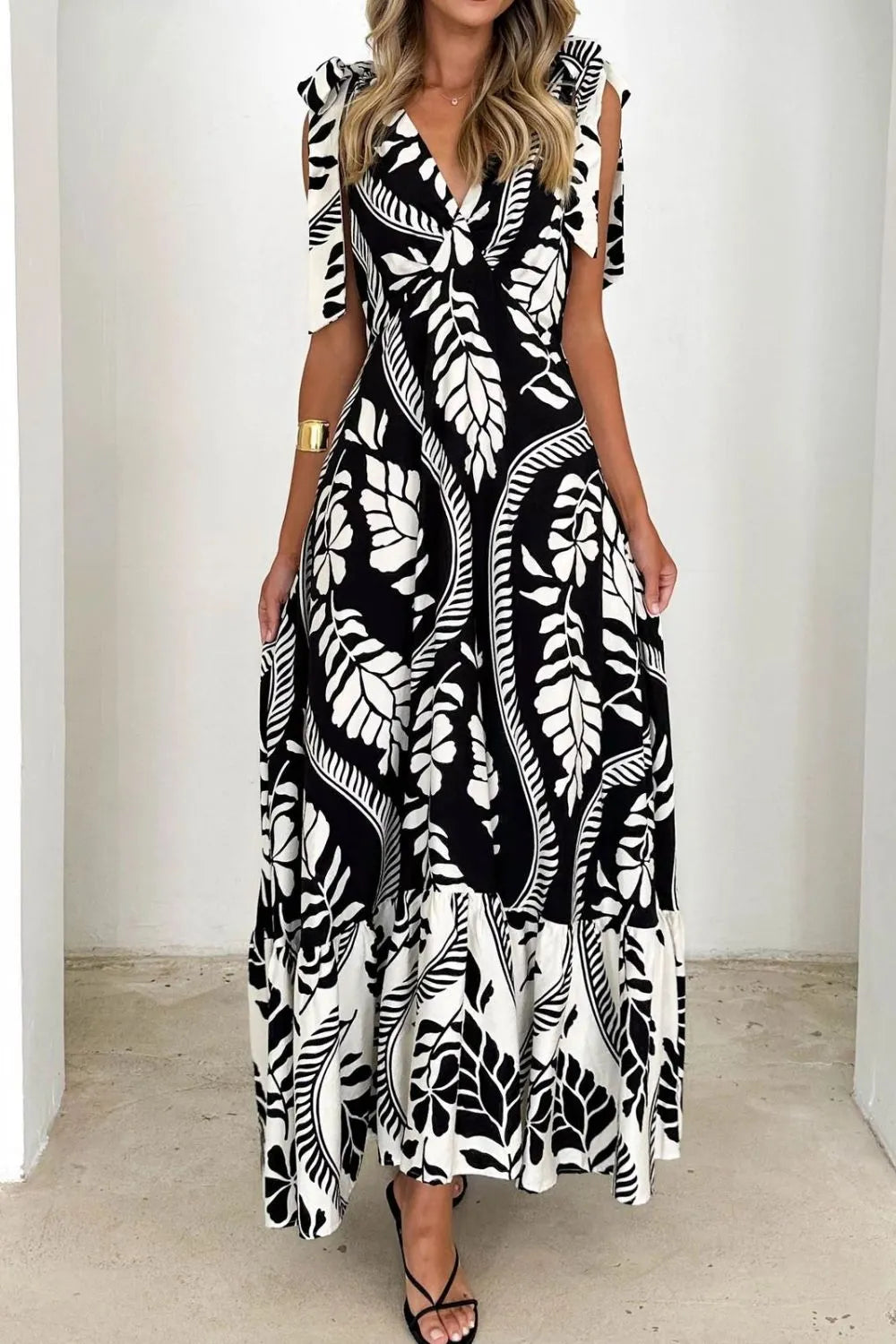 Printed V-neck Tie Shoulder Midi Cami Dress (7)
