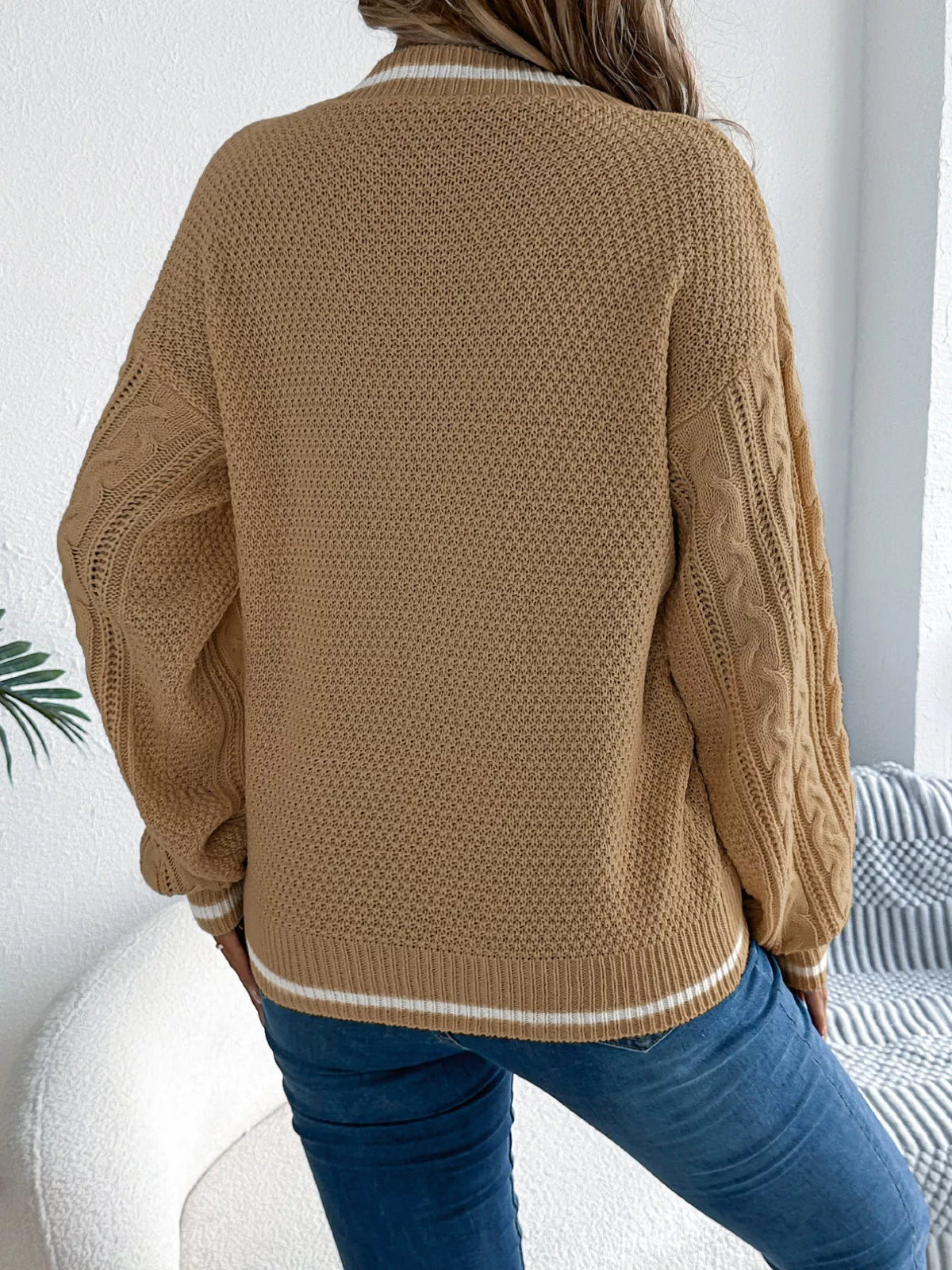 Cable Knit V-neck Long Sleeve Sweater (8)