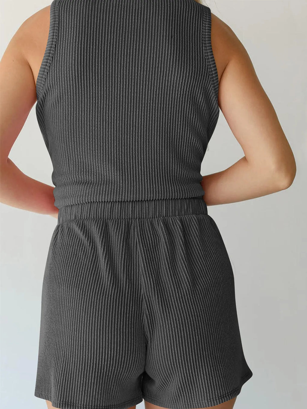 Round Neck Sleeveless Top Shorts Set (16)
